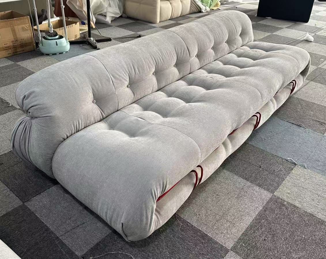 Soriana Sofa replica