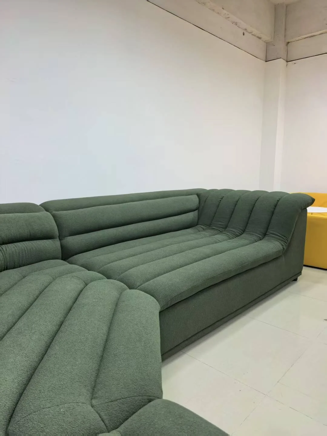 Float Sofa & sectionals green