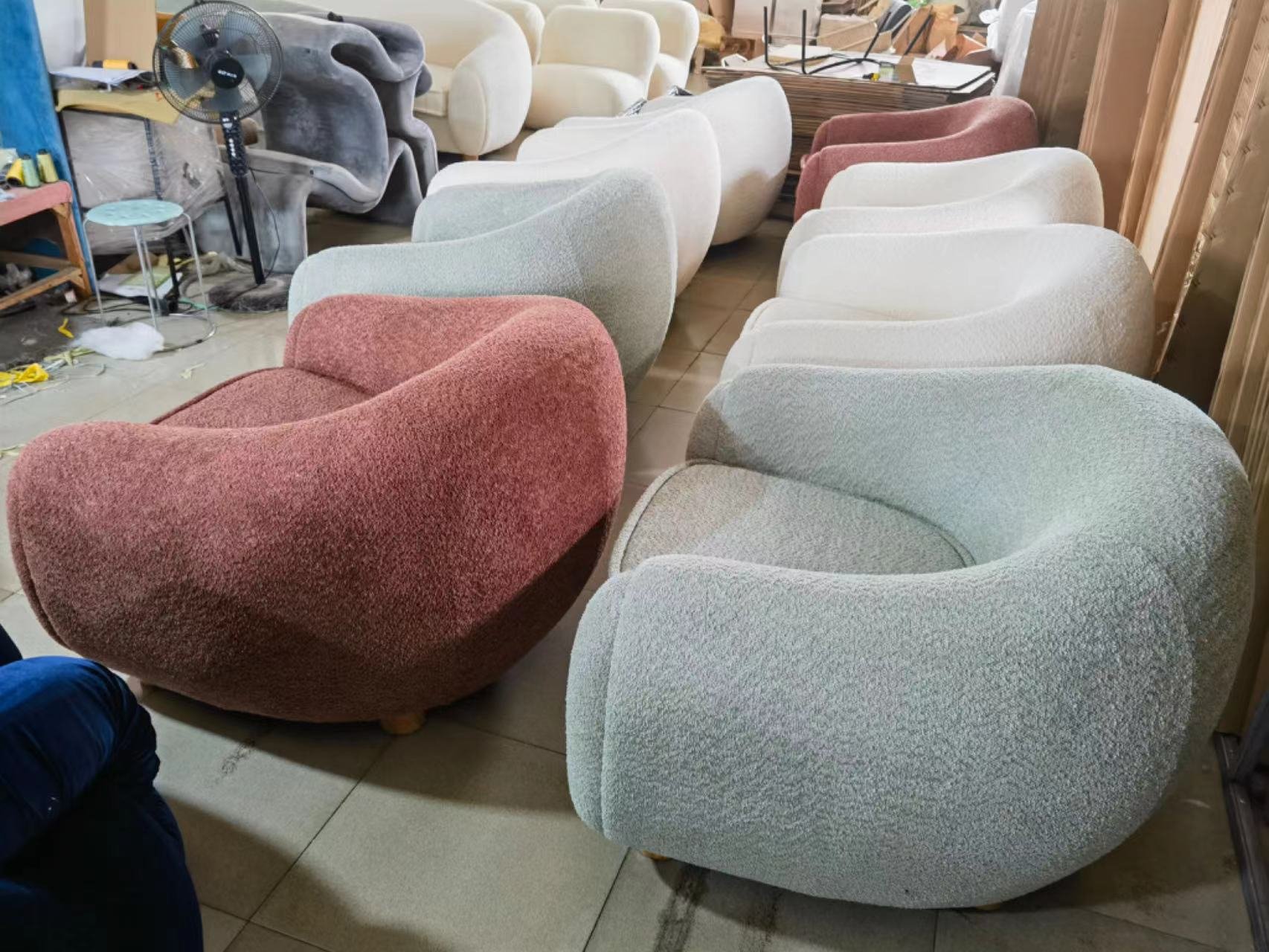 Ours Polaire armchair replica