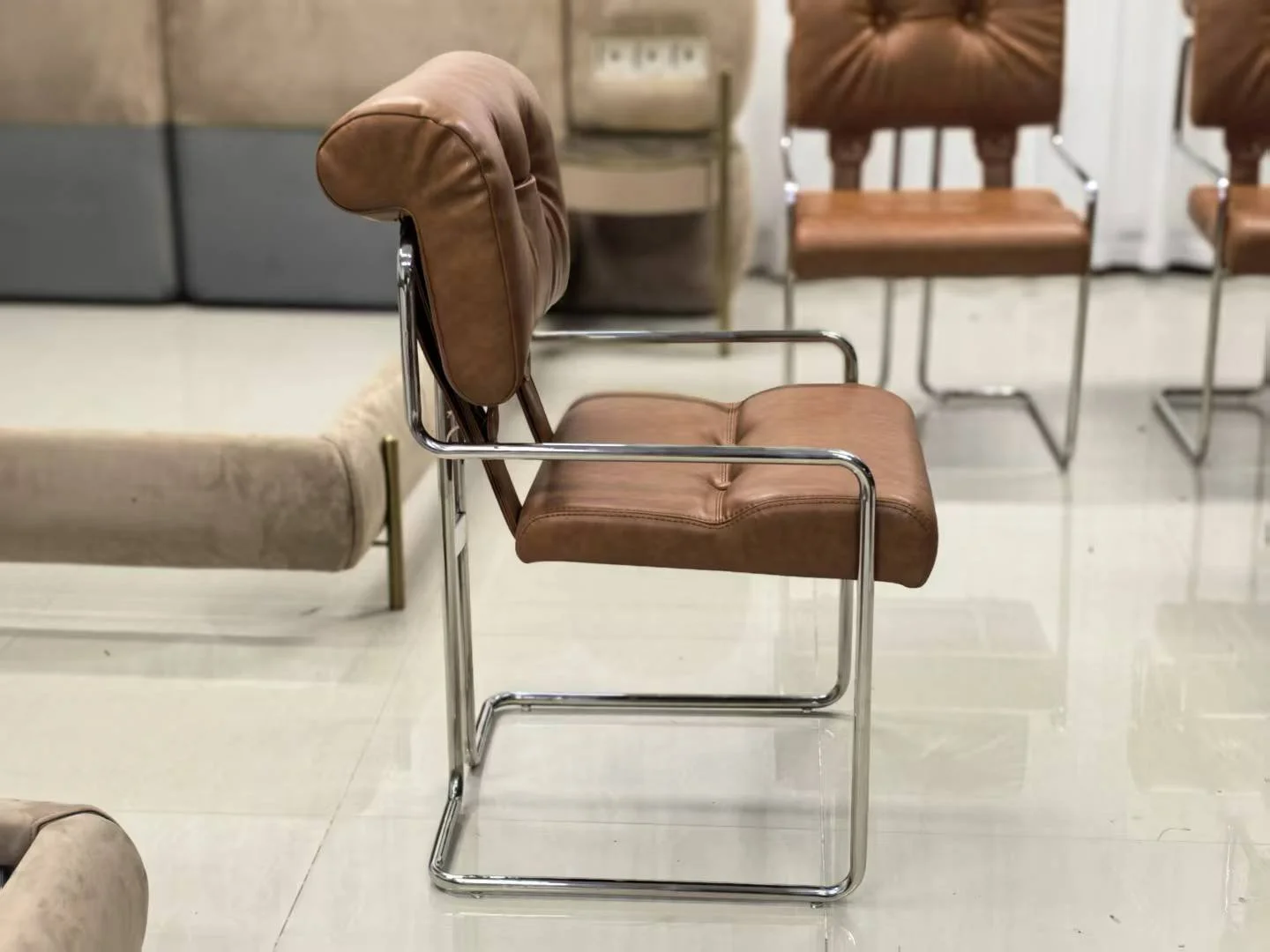 Tucroma Armchair Guido Faleschini for Mariani replica dupe leather