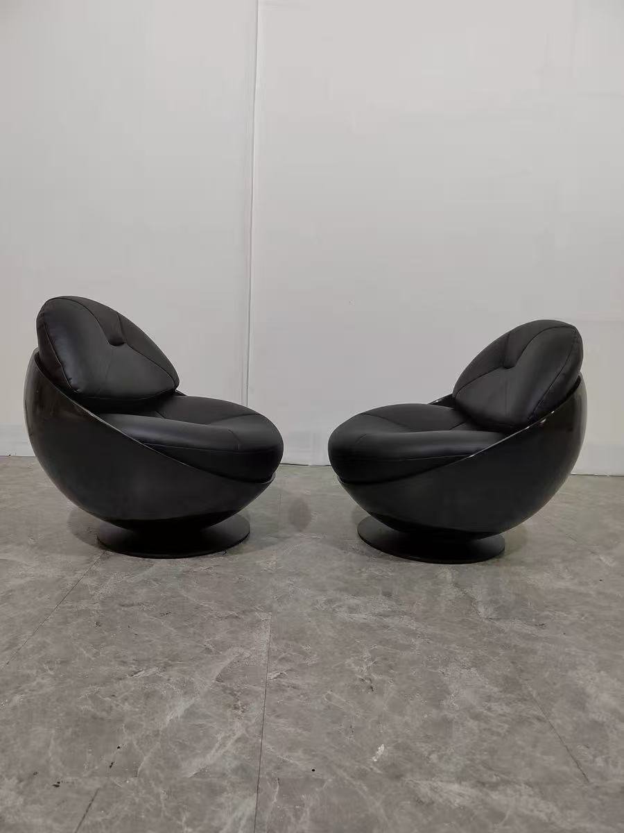 Esfera Lounge Chair Ricardo Fasanello replica dupe
