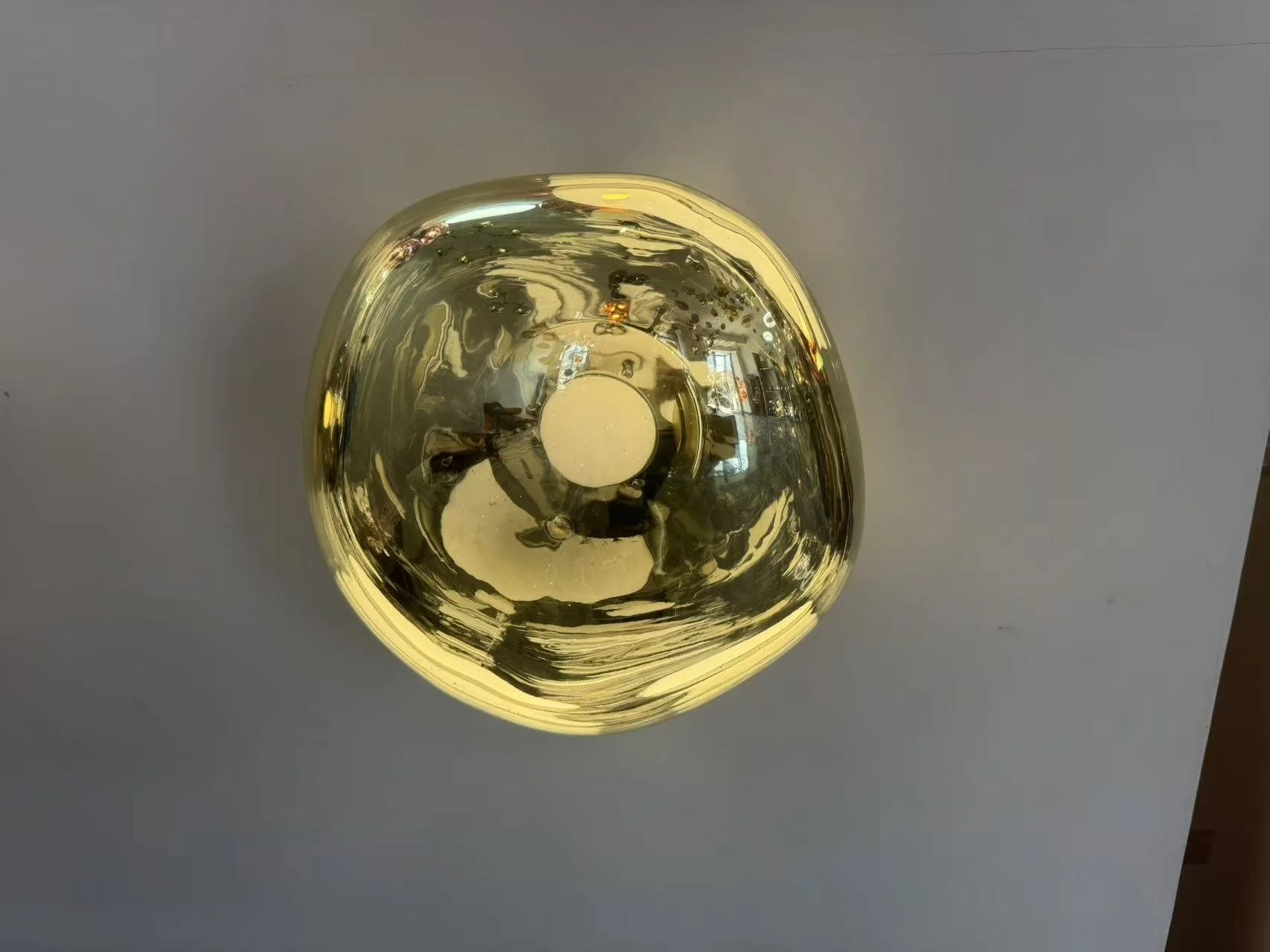 Melt Medium Surface Light dixon dupe