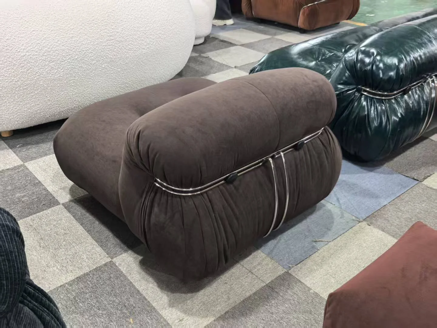 Soriana chair brown velvet replica