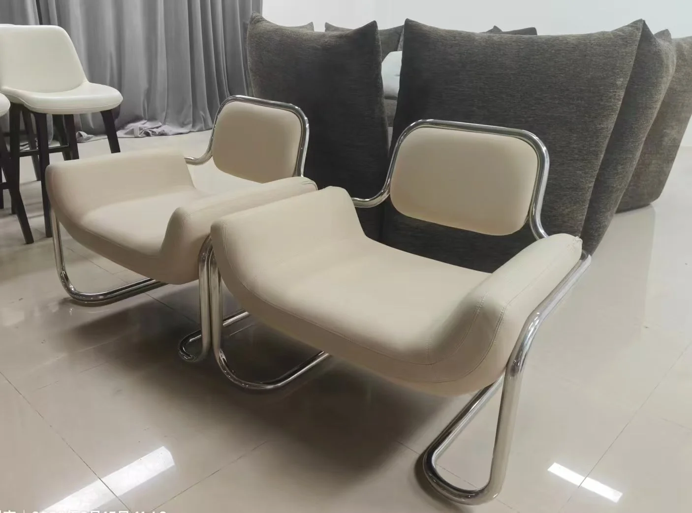 Lemon sole lounge chair replica dupe leather