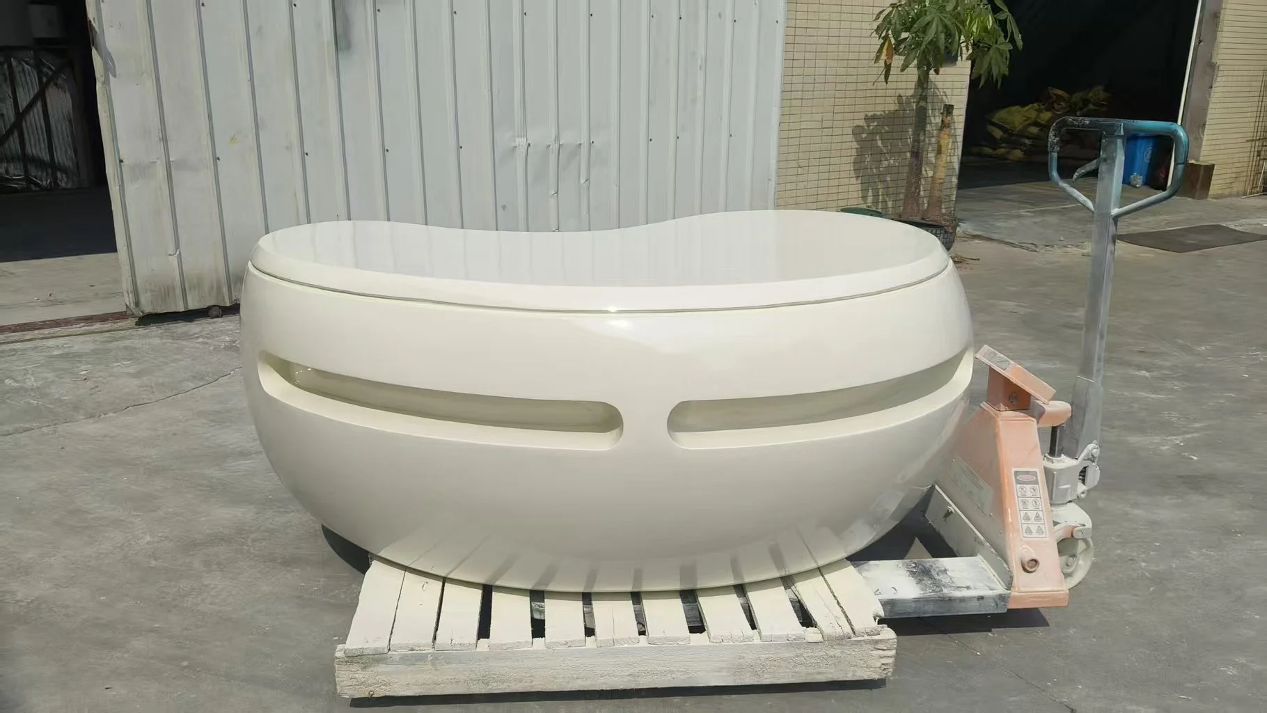 Boomerang Desk Maurice Calka dupe white