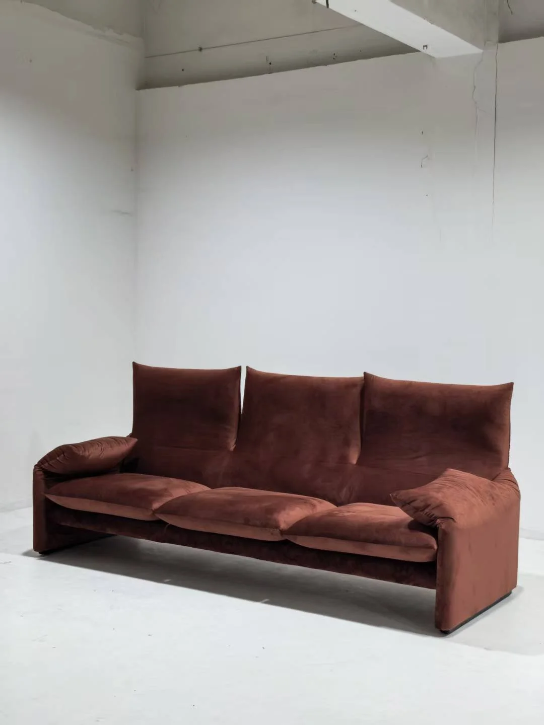 675 Maralunga sofa dupe velvet replica high quality