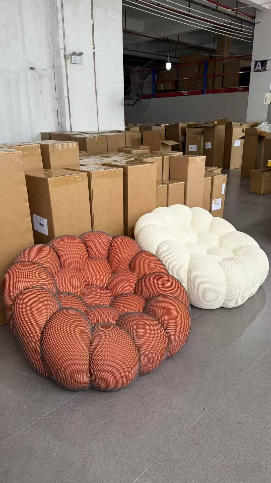 Bubble chair replica