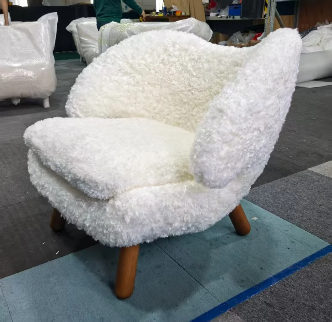 Pelikan Chair sheepskin