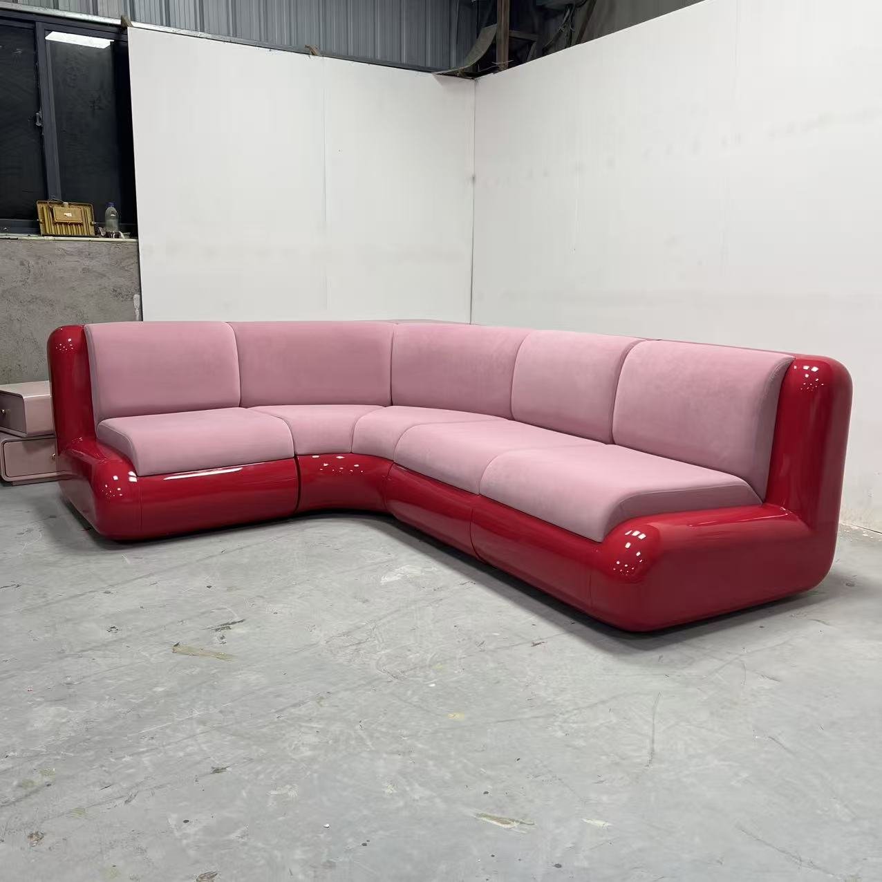 T4 Modular sofa replica Holloway Li x Uma