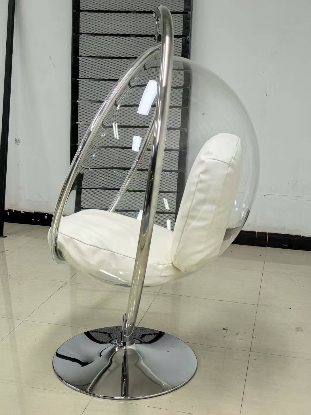 Mid-Century Bubble Chair with Stand replica