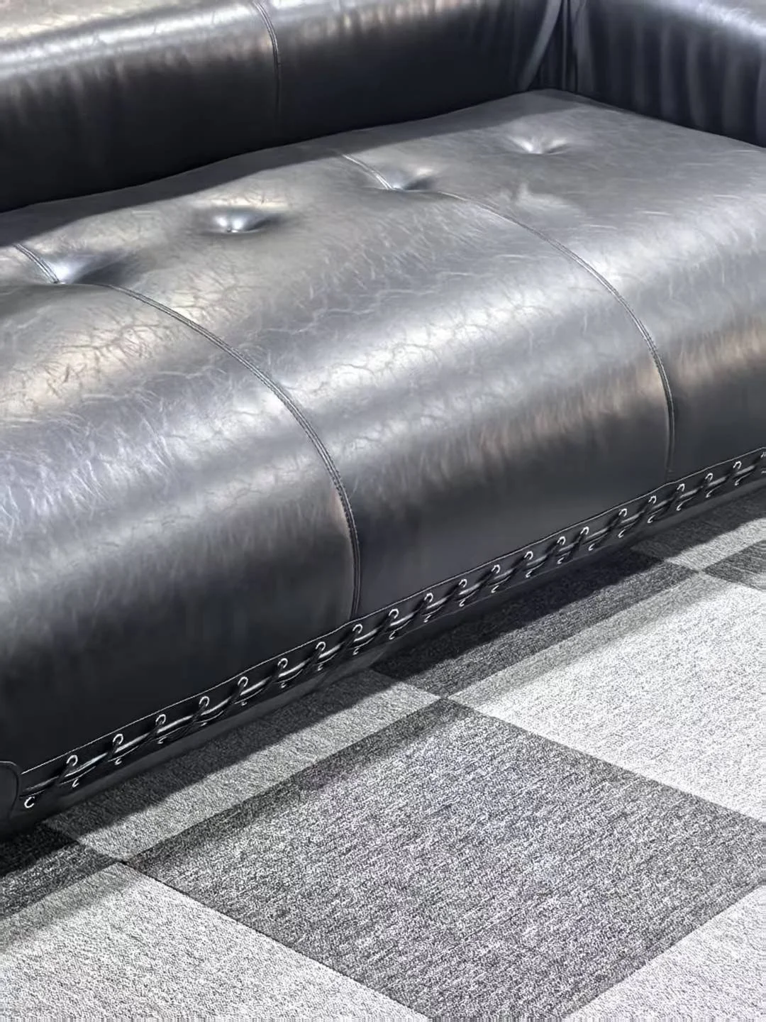 Anfibio sofa bed dupe black leather