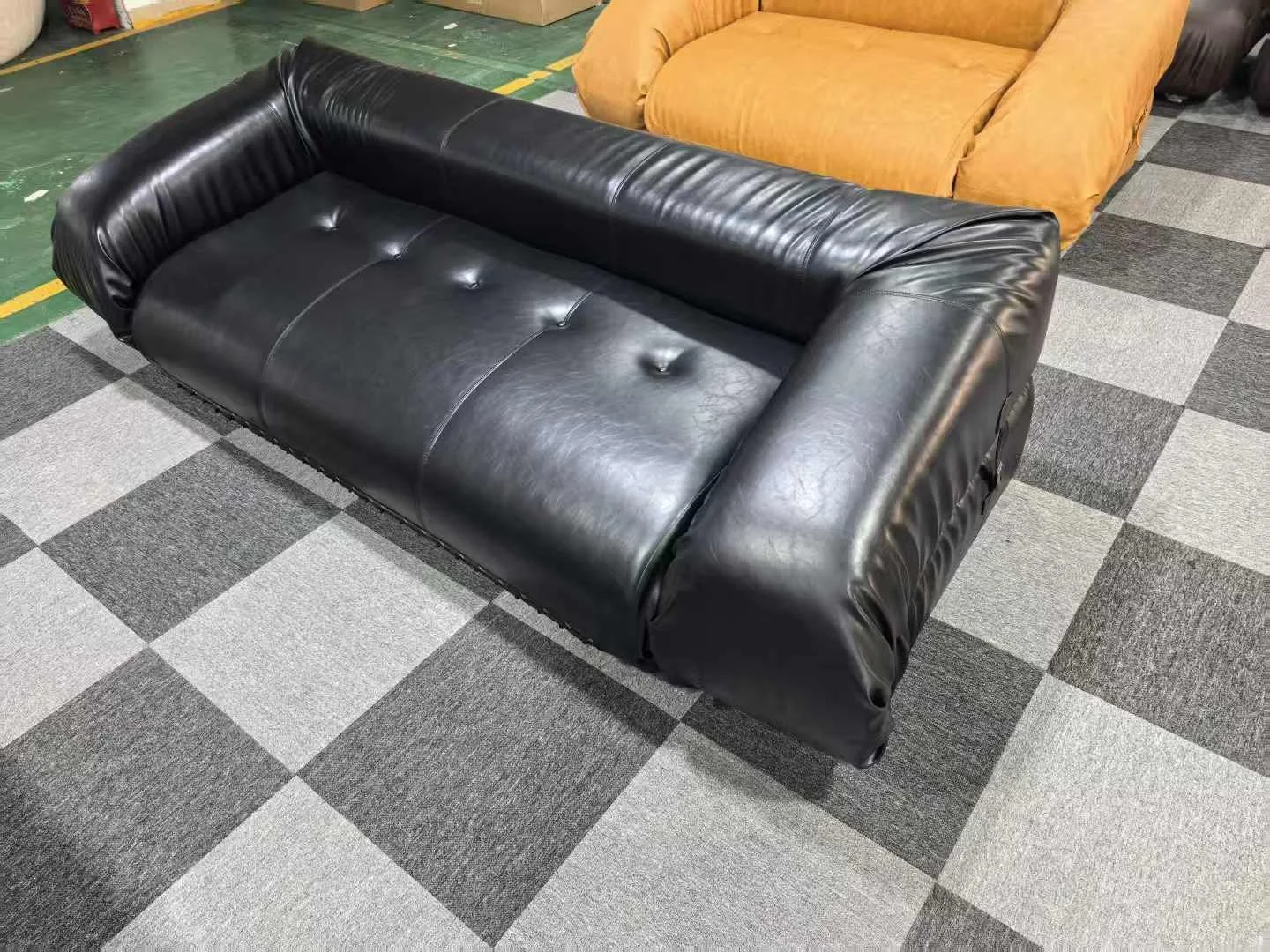 Anfibio sofa bed dupe black leather