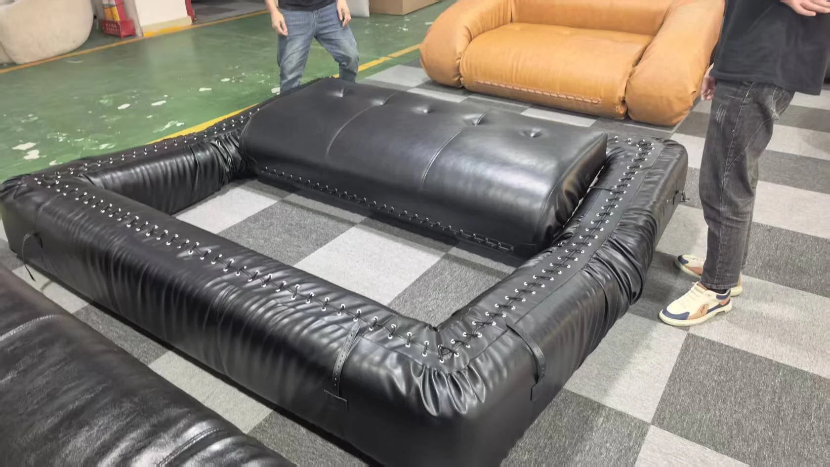 Anfibio sofa bed dupe black leather