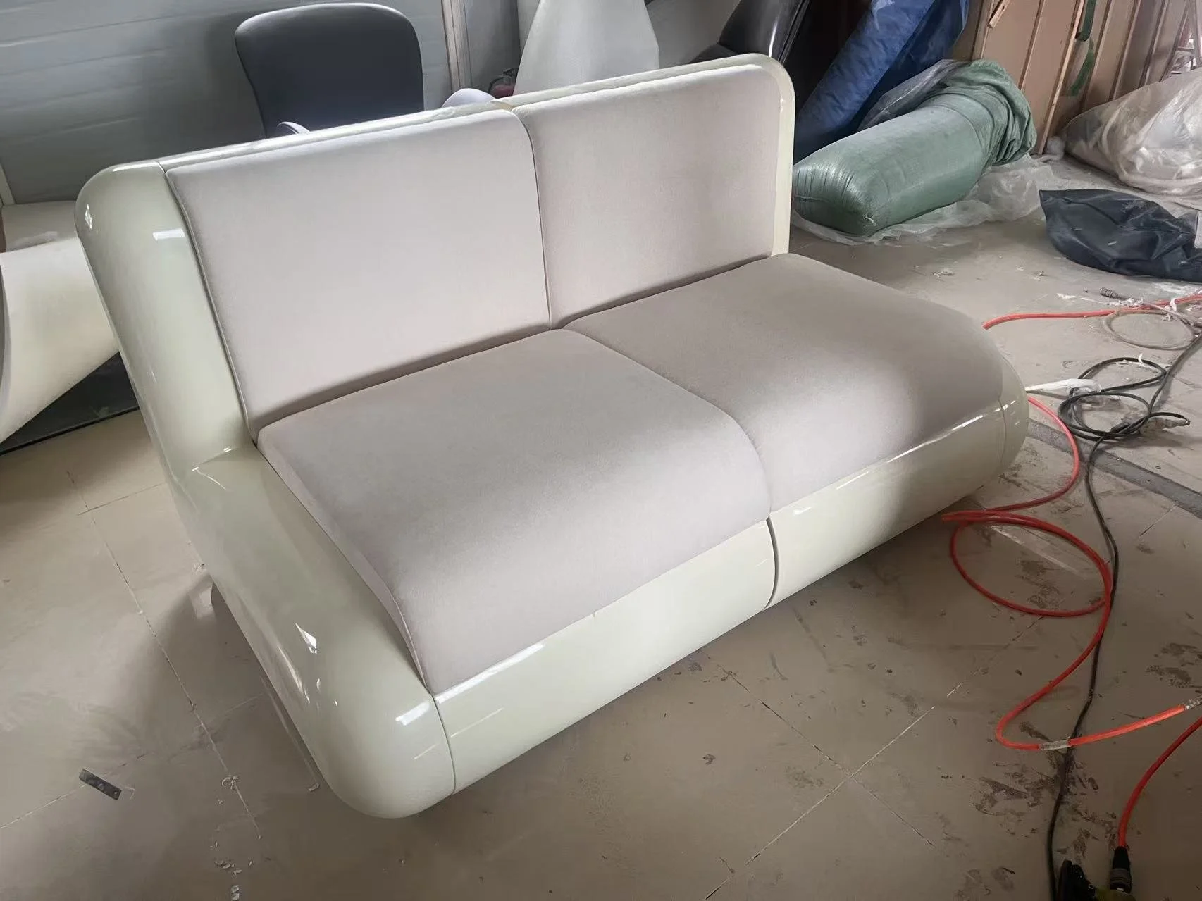 T4 Modular sofa replica Holloway Li x Uma