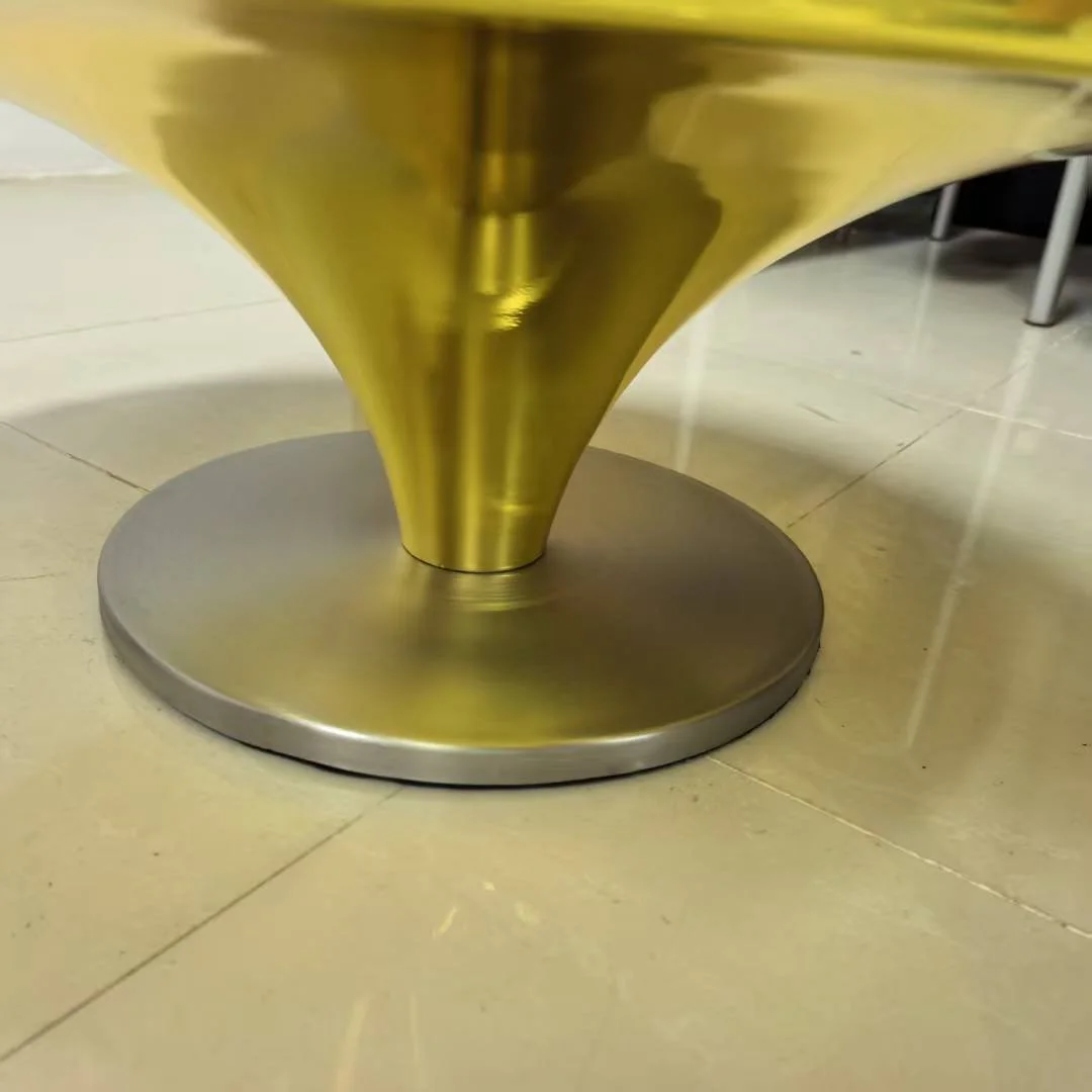 OVNI cocktail tables coffee tables Roche Bobois