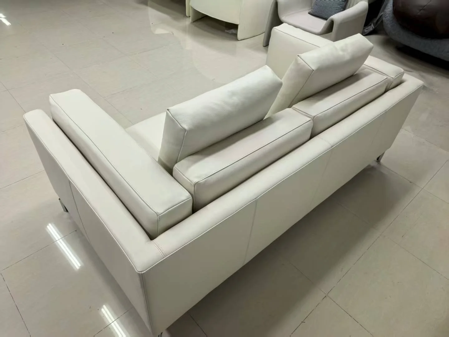 Como 80 sofa replica