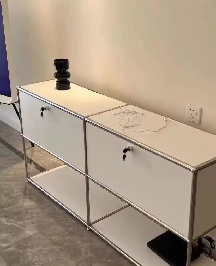 USM Haller cabinet replica