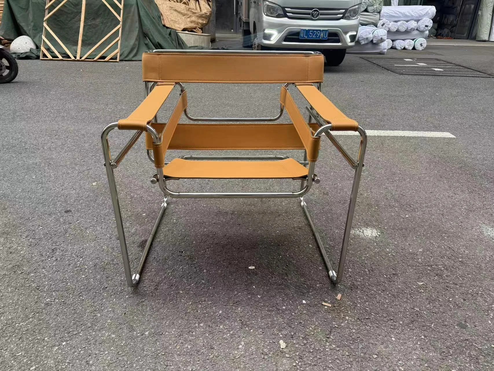Wassily Chair replica dupe