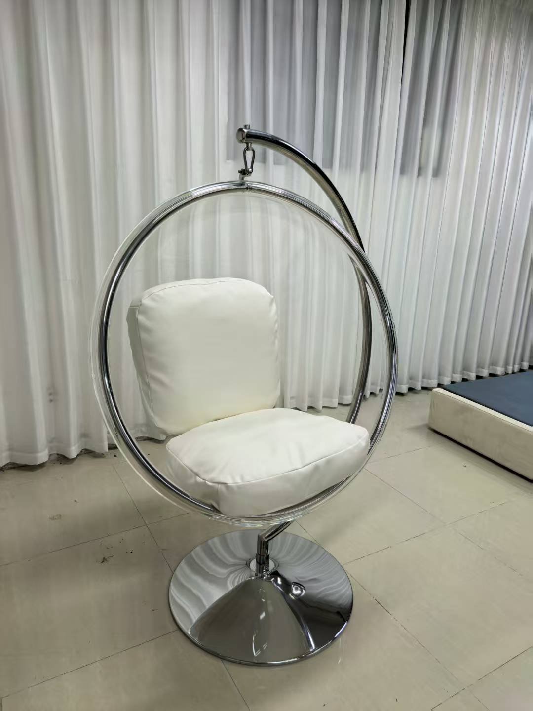 Mid-Century Bubble Chair with Stand replica