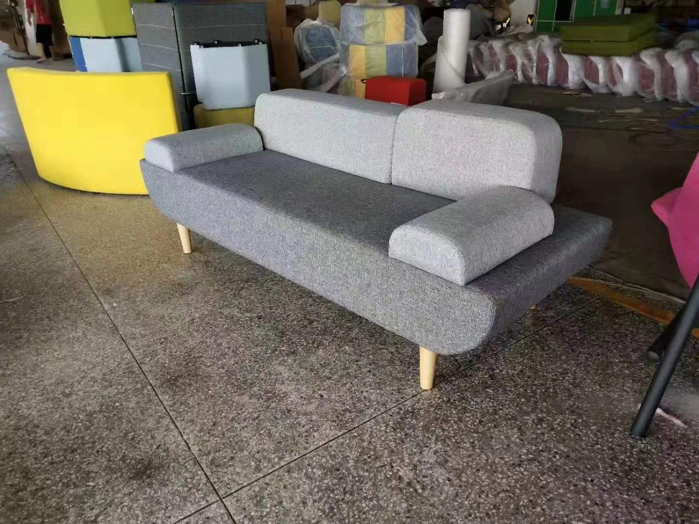 Toward Sofa replica