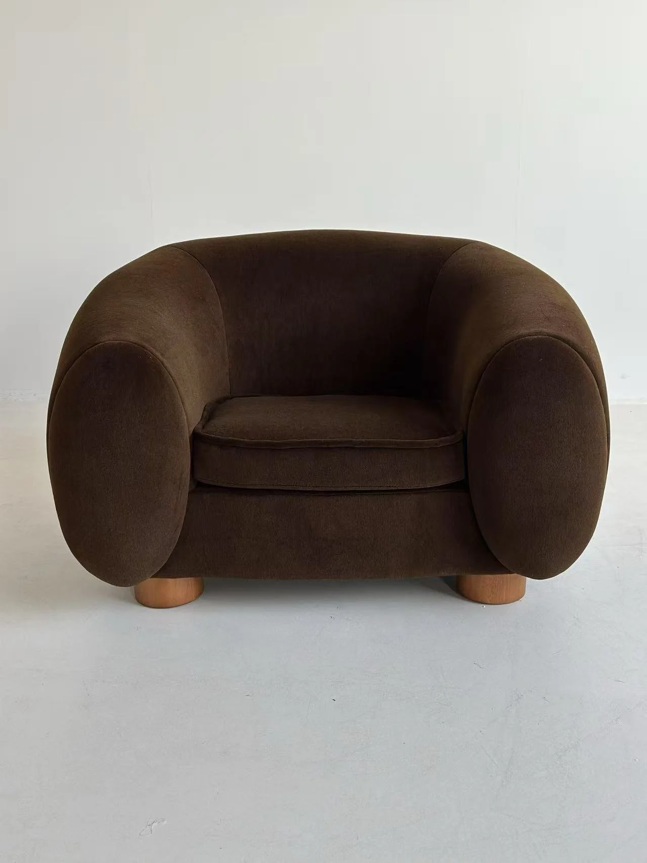 Polar bear chair replica mohair brown