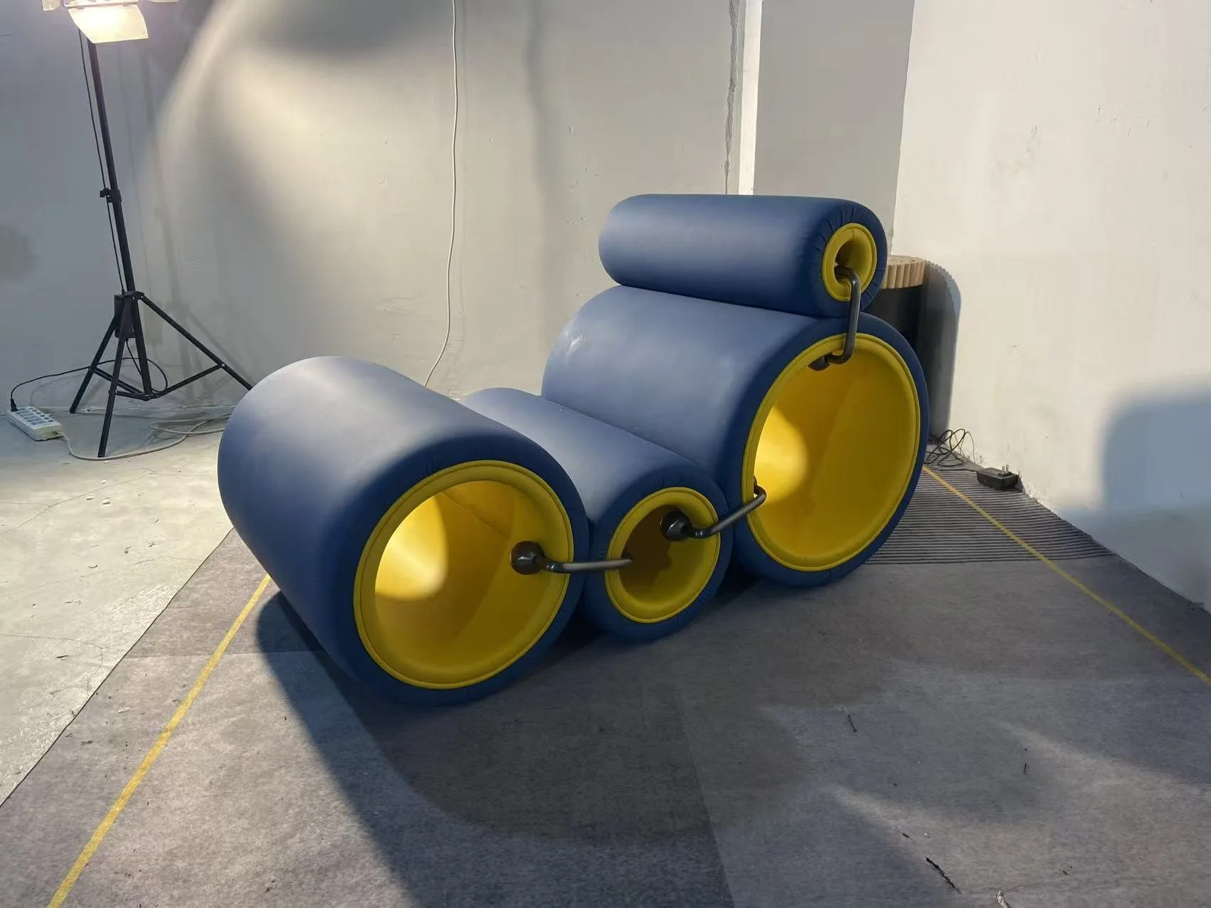 Tube chair Colombo replica dupe