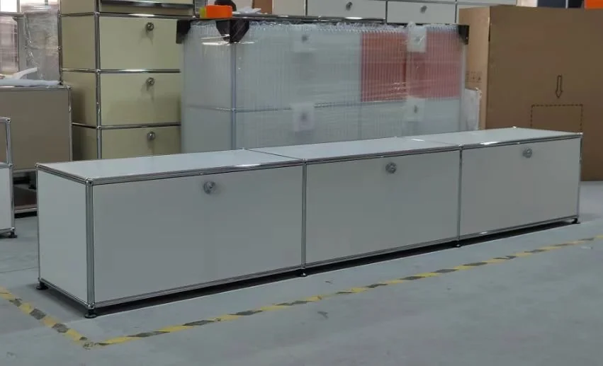 USM Haller cabinet replica