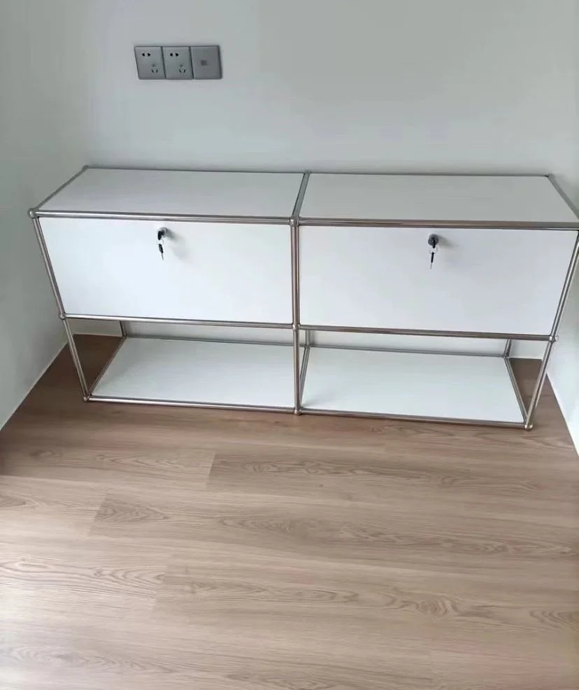 USM Haller cabinet replica