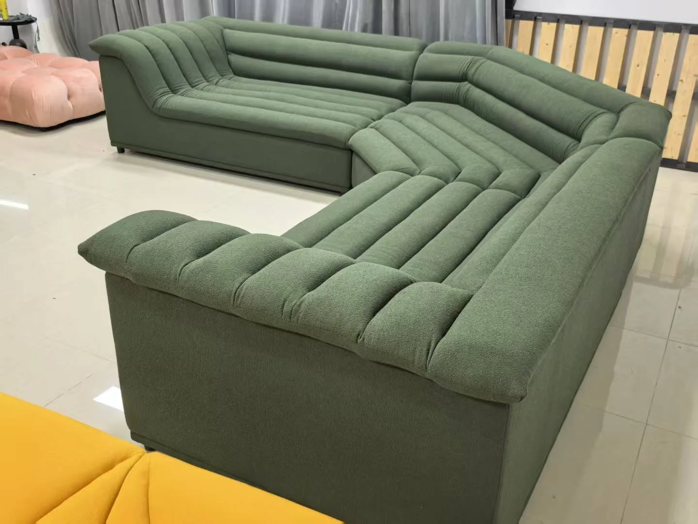 Float Sofa & sectionals green