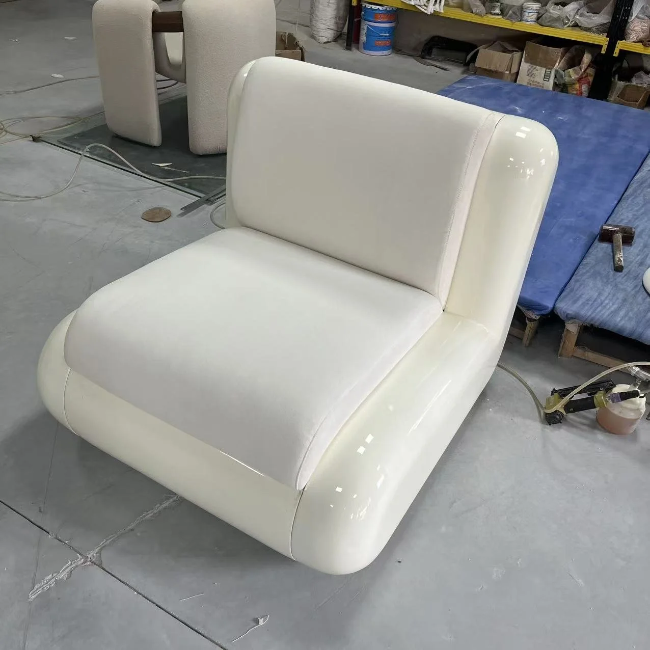 T4 Modular sofa replica Holloway Li x Uma