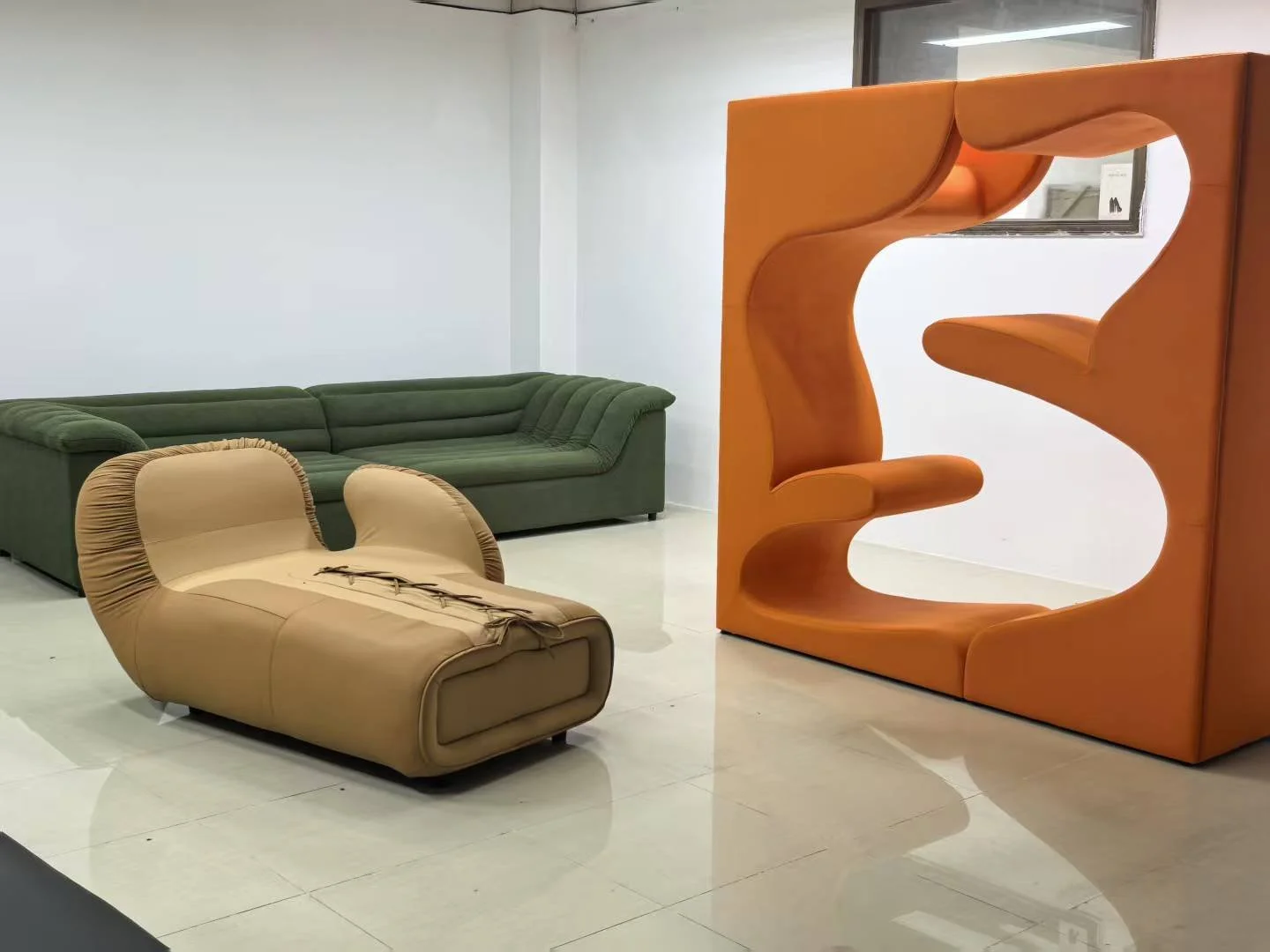 Living tower seat Vitra replica