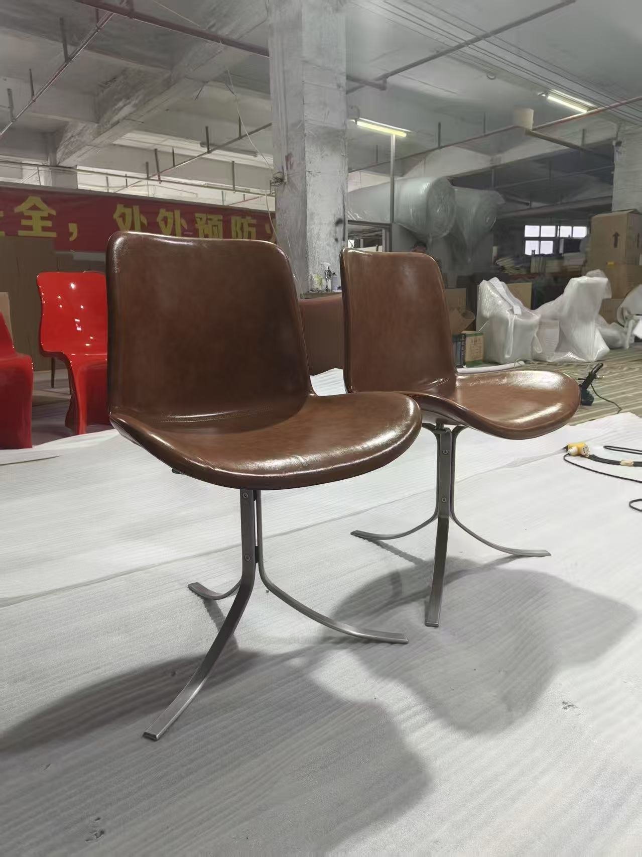 PK 9 Tulip Chair dupe replica brown leather vintage