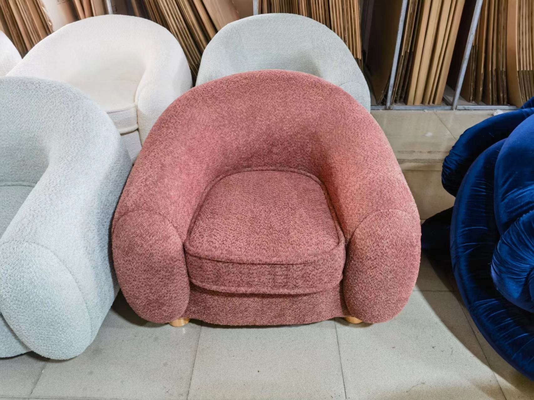 Ours Polaire armchair replica