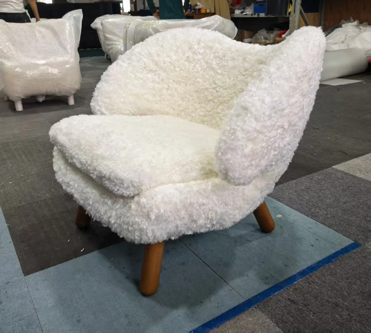 Pelikan Chair sheepskin