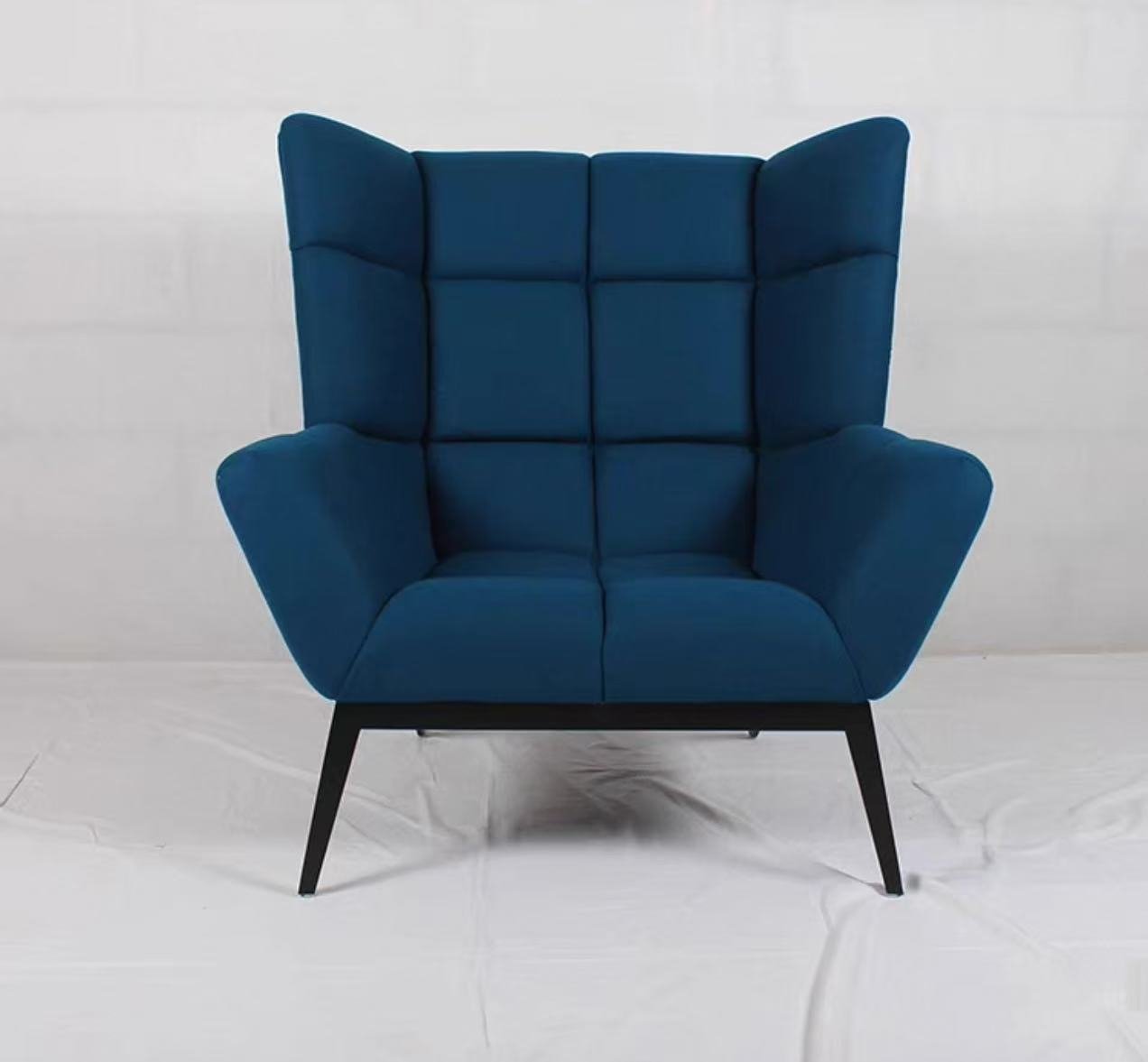 Tuulla Chair replica
