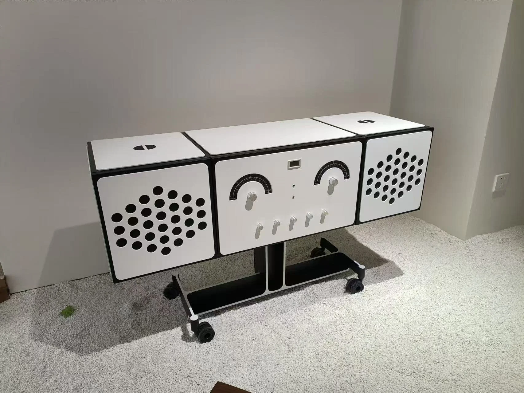 RR226 Radiofonografo Castiglioni replica