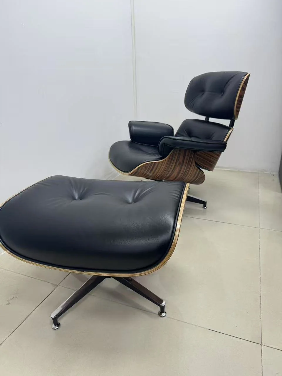 Eames lounge chair replica dupe black leather