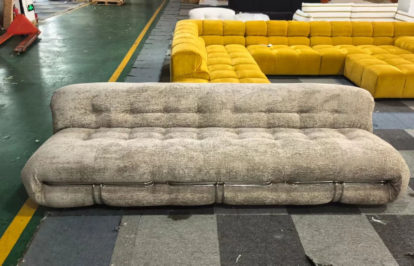 Soriana Sofa replica beige chenille