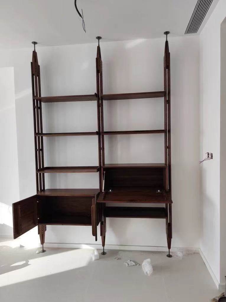 LB7 Three-Bay Bookcase replica