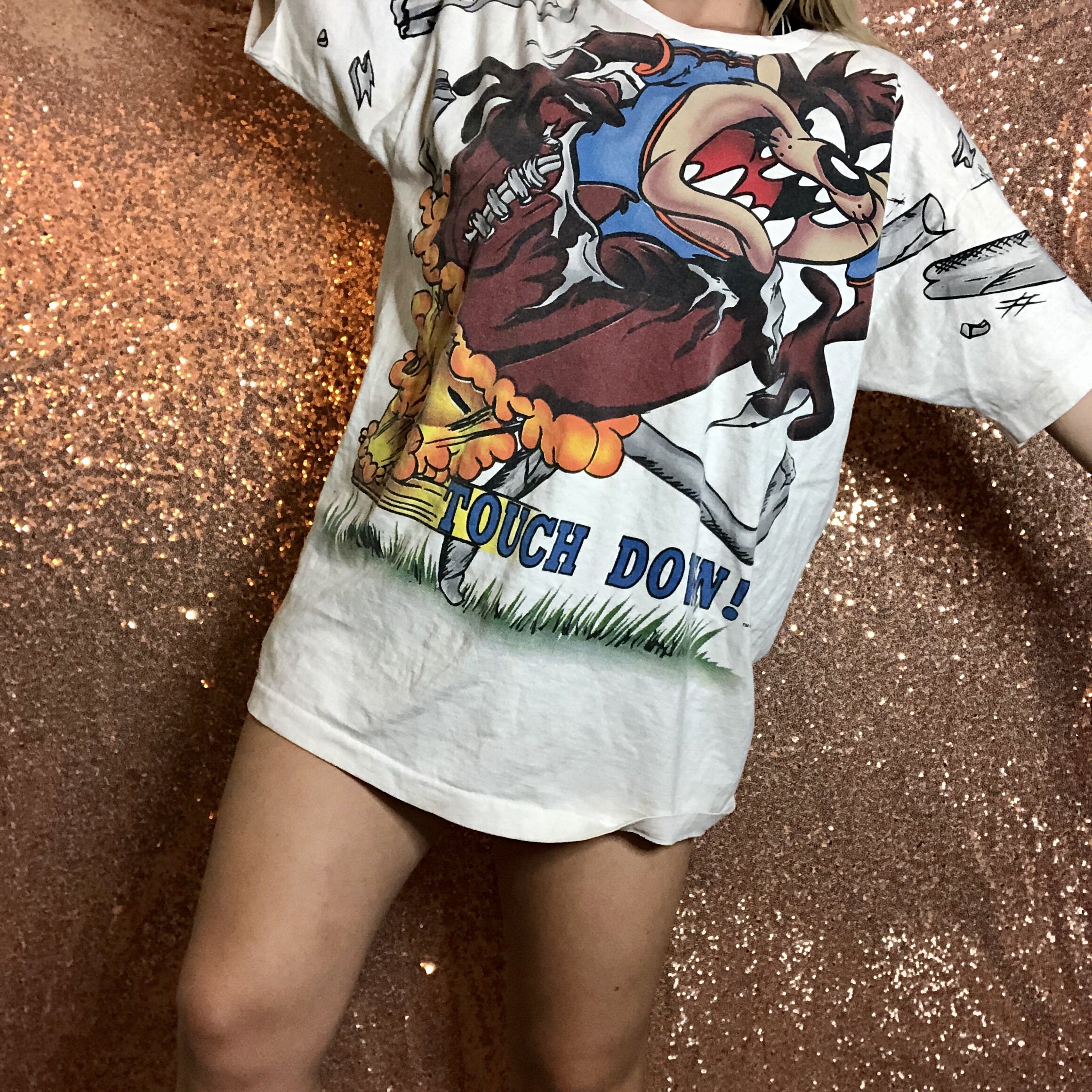 Vintage looney tunes graphic tee
