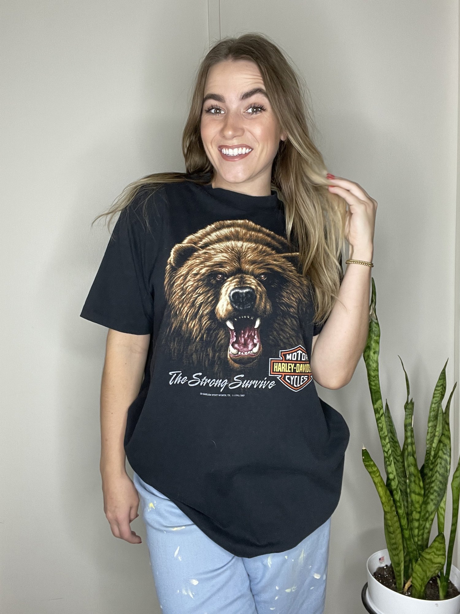 Vintage 1991 90's Strong Survive 3D Emblem Harley Davidson Tee (XL