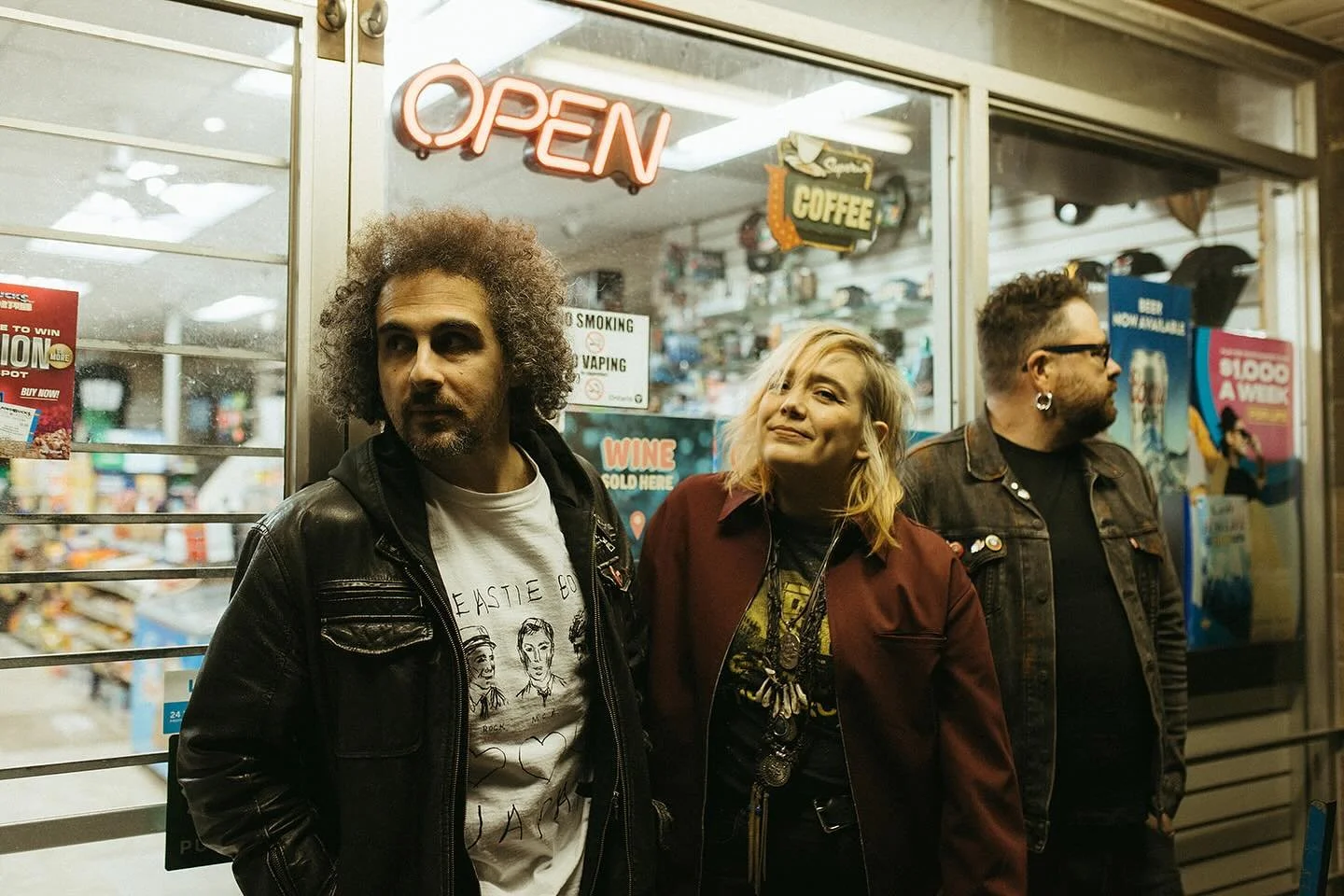 SHOW THIS FRIDAY! 💥 opening for @theroadhammers @theryanlangdon 
Grab your pals and stomp some Welland soil at @niagara_regional_exhibition ⁣
⁣
We play at 6:30pm⁣
Tickets are only $15 (in bio)⁣
⁣
📸 @laurengarbuttphotography 
#livemusic #welland #ni