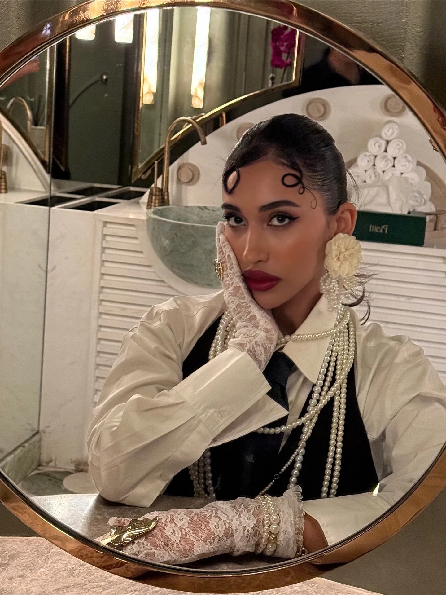 Old soul, right decade