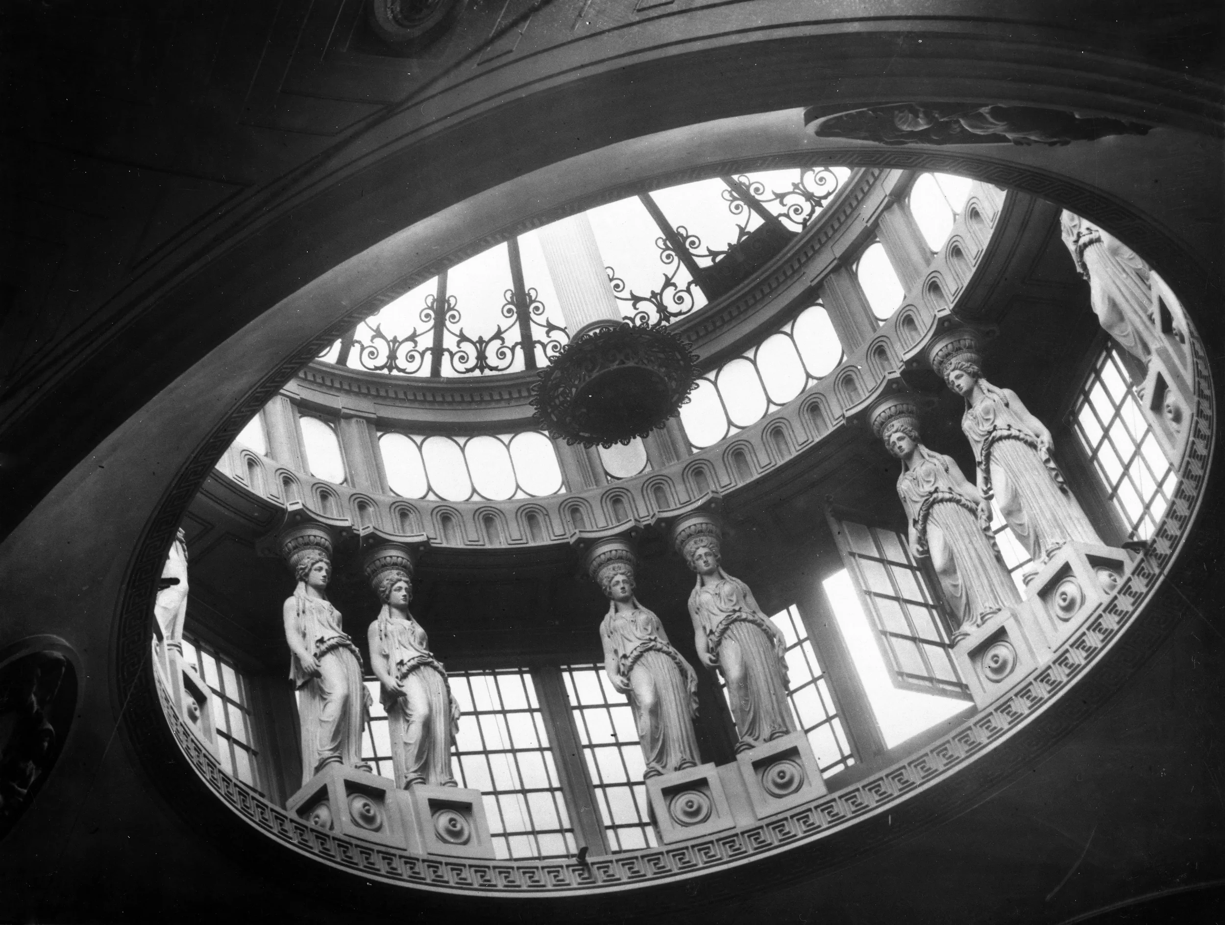 ‘Slaves of Antiquity’: John Soane and the Caryatid as a Symbol of Slavery