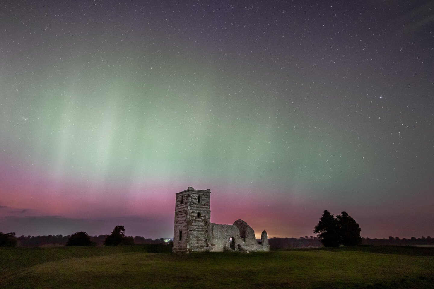 Earlier this month our owner and intrepid astrophotographer caught this incredibly rare sight of the Aurora Borealis, as far south as Dorset in the UK!👀 🌠 #photography #dorset #auroraborealis #astro #videography #northernlights