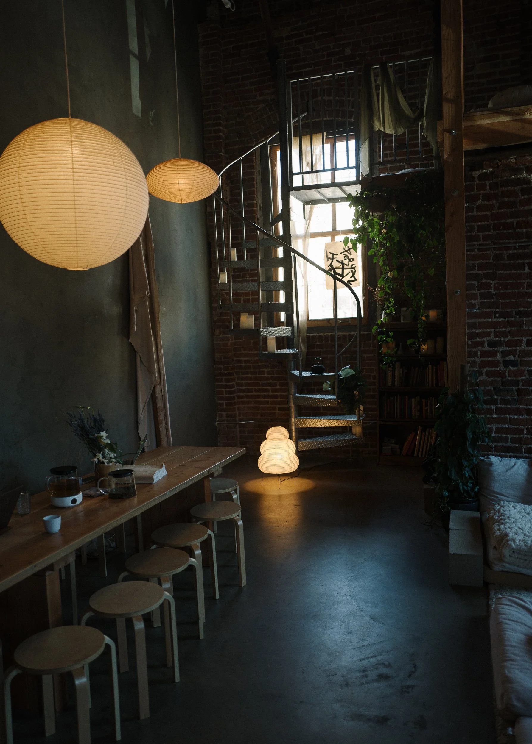 Conversations Tea at Shiloh — Neighborhood Guide