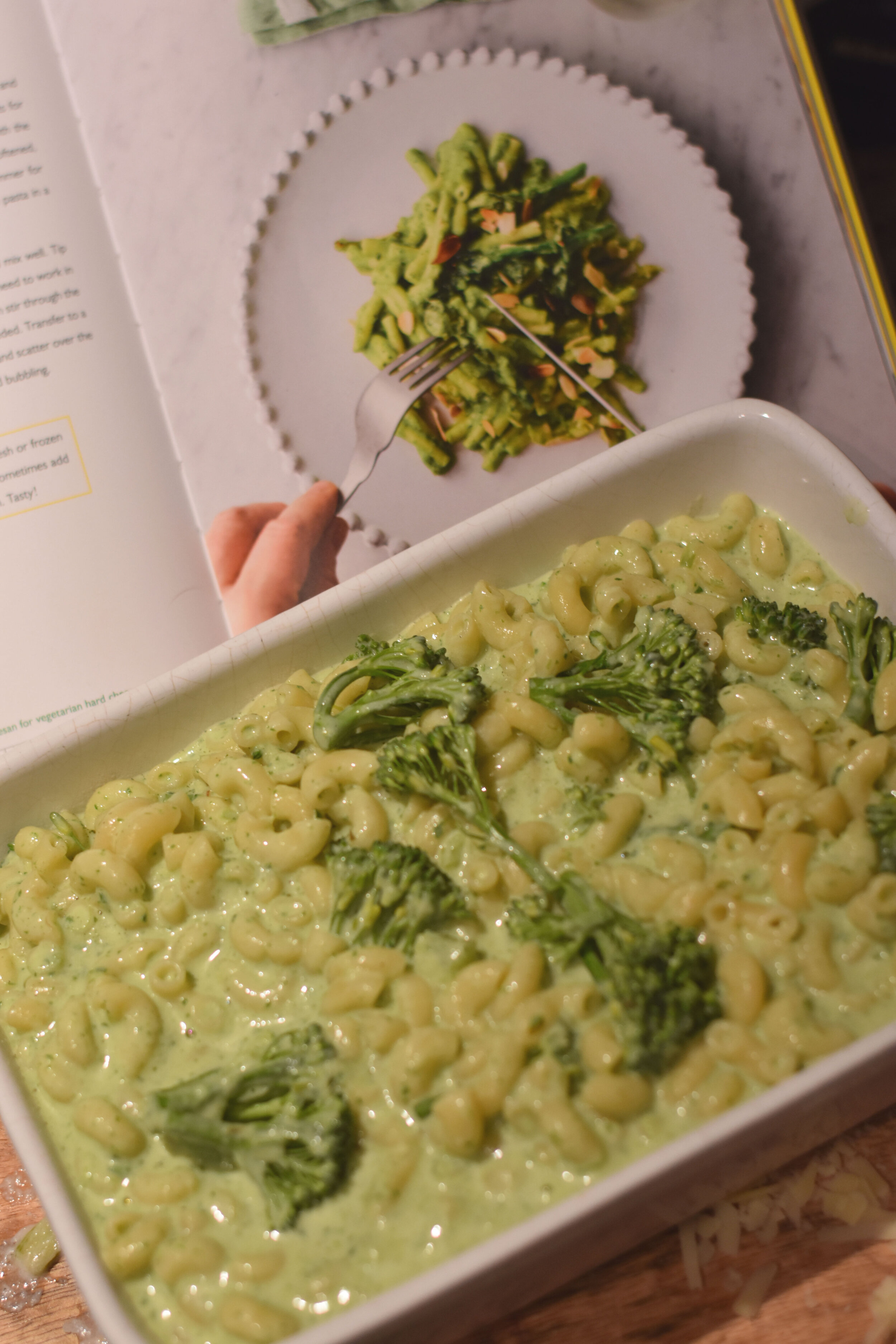 Jamie Oliver's Vegetarian Greens Mac N' Cheese Recipe — Smartblend