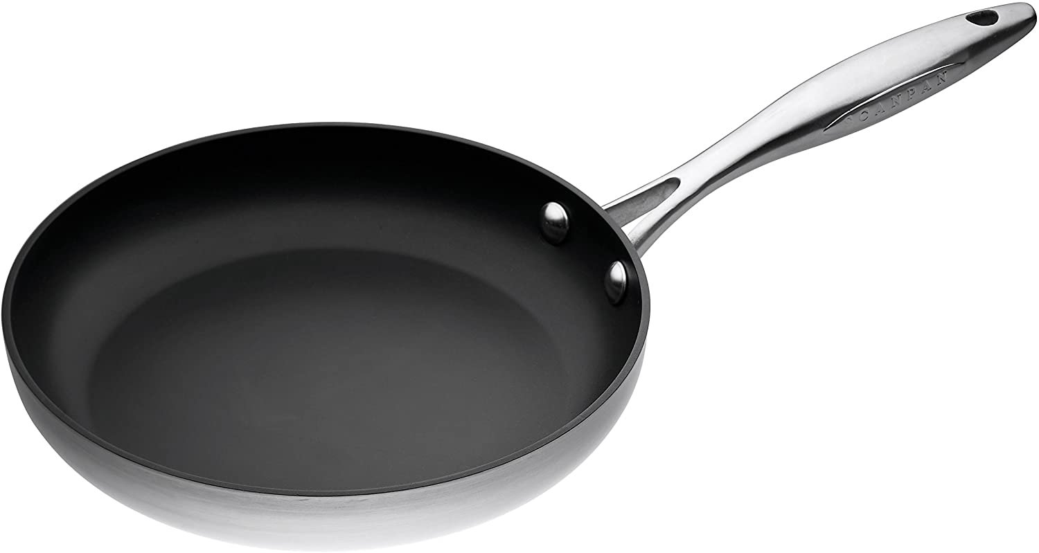 Gordon Ramsay Explains About Cookware Pans