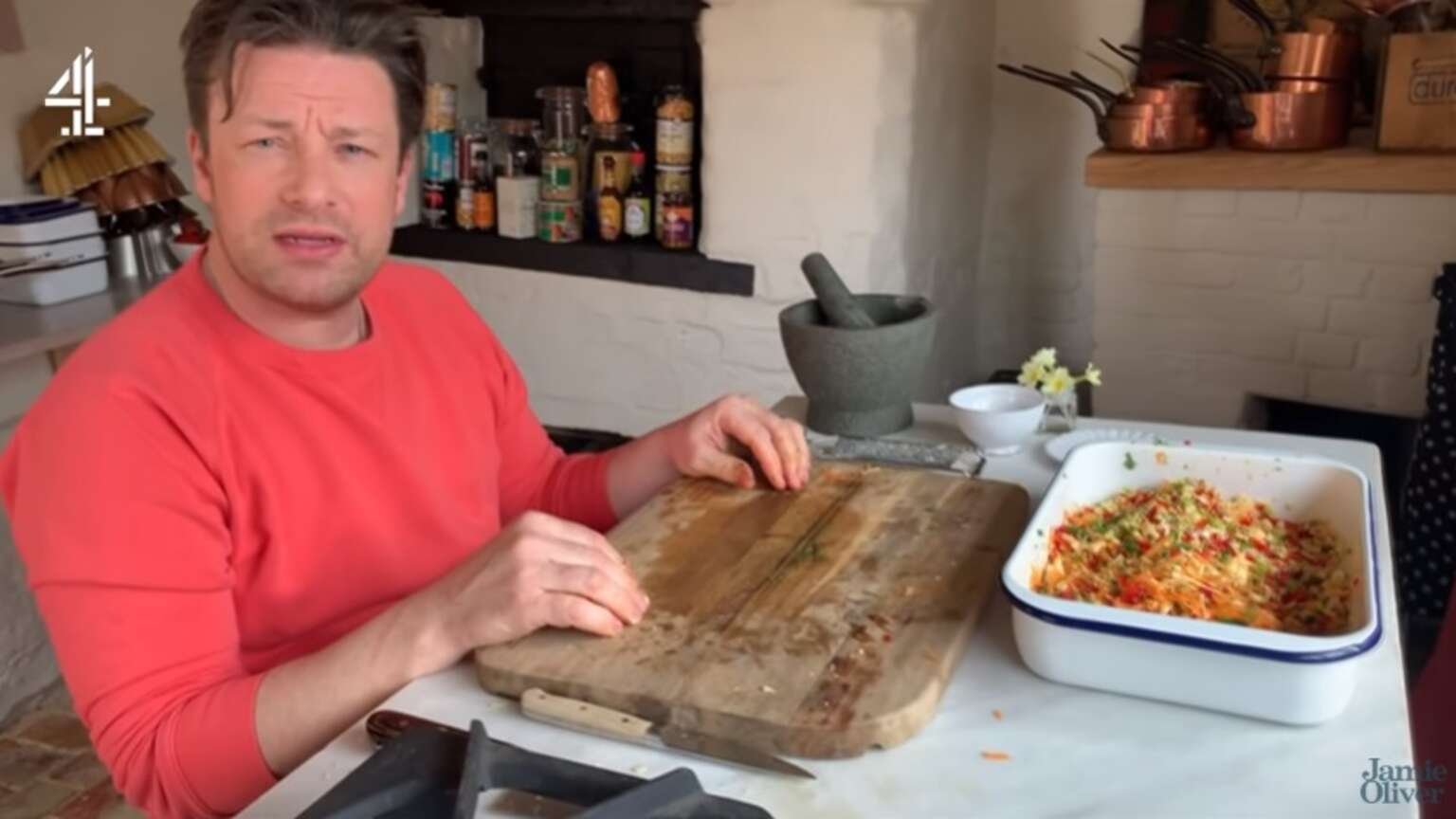 What Cookware does Jamie Oliver use at home — Smartblend