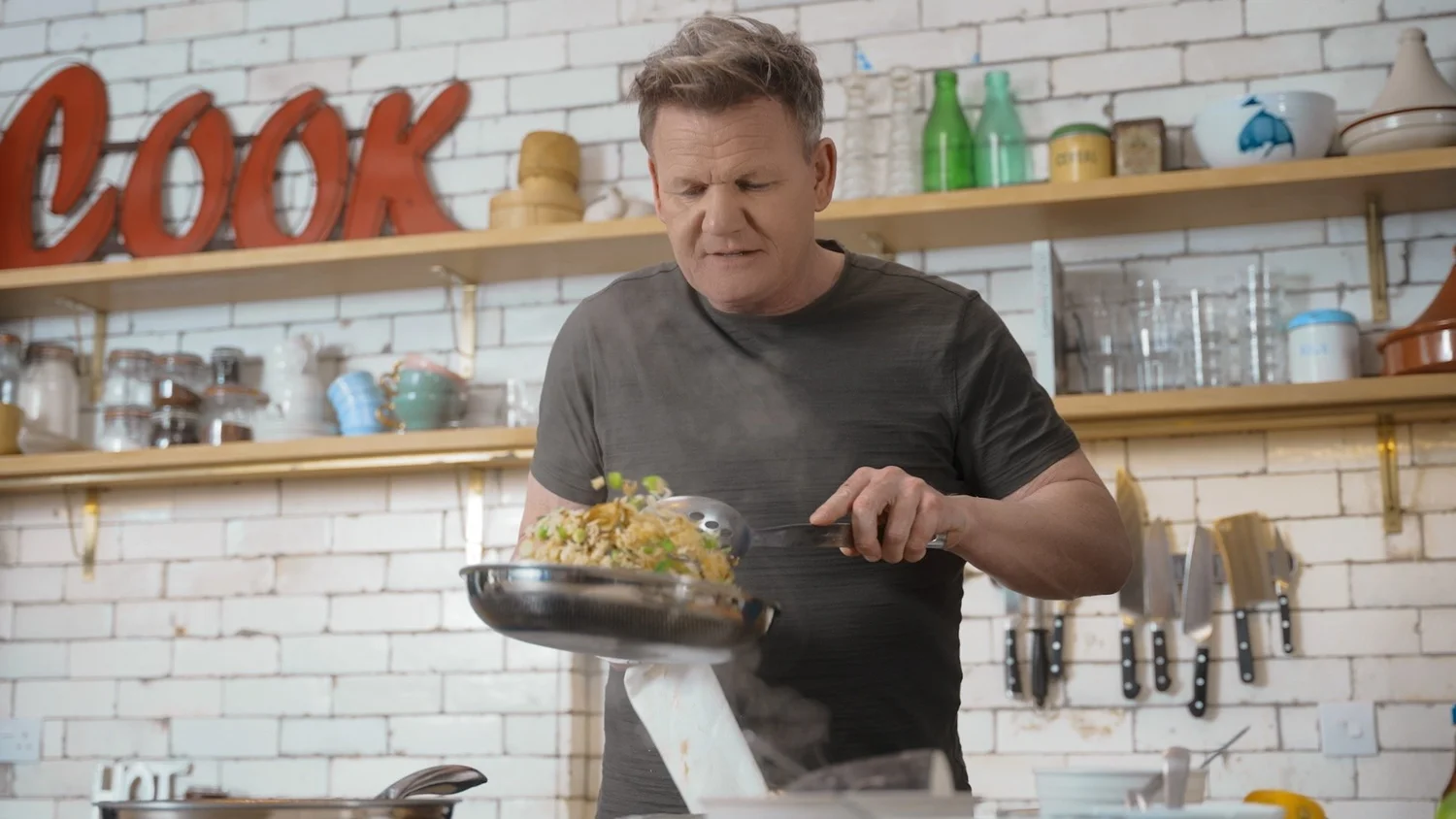 What Cookware does Gordon Ramsay use at home — Smartblend
